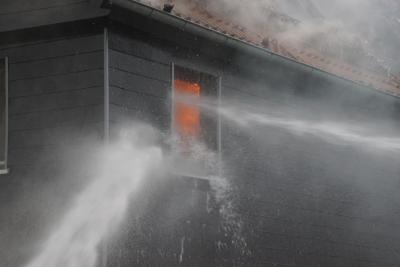 Brackenheim-Meimsheim: Wohnhaus in Vollbrand - mehrere Verletzte